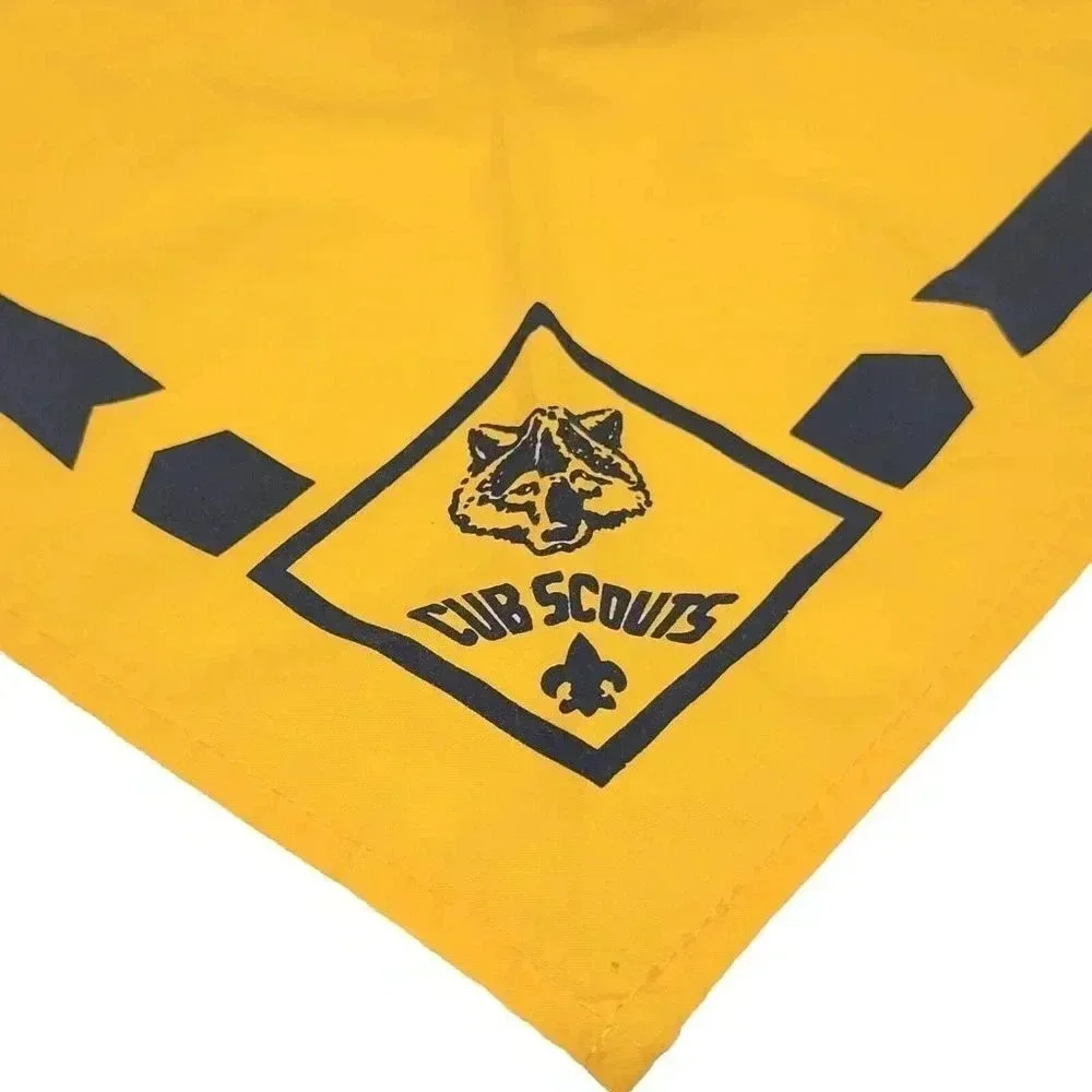 Boys Scouts Cub Scout Wolf Bandana Scarf & Web Belt 29 3/4